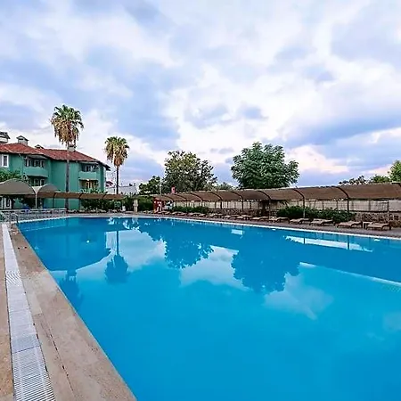 Armas Fugla Resort