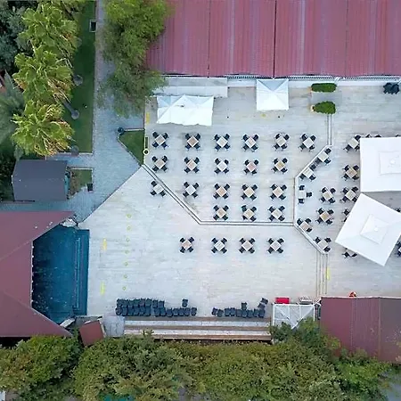 Semesteranläggning (resort) Armas Fugla